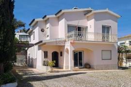 House for sale in the D. Ana beach area