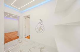 2-Bedroom Apartment with Sea View in Frontline Location by the Beach in Quarteira