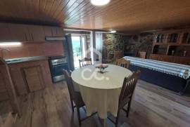 Villa overlooking the Tâmega River in a Quiet Setting
