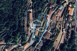 Villa overlooking the Tâmega River in a Quiet Setting
