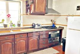 Moradia T4 com 8 415m2 de terreno em Reguengo Grande, Lourinhã