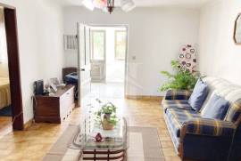 Moradia T4 com 8 415m2 de terreno em Reguengo Grande, Lourinhã