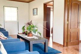 Moradia T4 com 8 415m2 de terreno em Reguengo Grande, Lourinhã