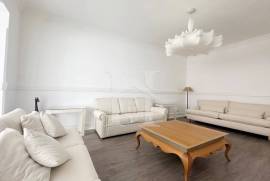 Apartamento T4 Duplex de Luxo com 250 m² e Vista Panorâmica nas Avenidas Novas, Lisboa