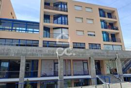 Commercial property Paredes Gandra