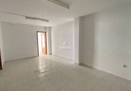 Building for Sale in the Centre of Villanueva de la Serena – Ideal for Investors