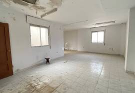 Building for Sale in the Centre of Villanueva de la Serena – Ideal for Investors