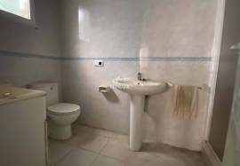 Central house in Don Benito with patio and many possibilities