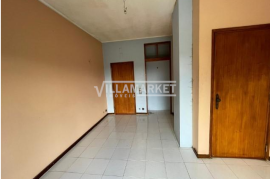 Detached 4 bedroom bank house with 3 floors and 313 m2 of land located near Assentiz in Torres Novas