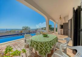 Detached 3 bedroom, one level home with pool, gardens and magnificent views . Near Moncarapacho Detached 3 bedroom, one level home with pool, gardens and magnificent views . Near Moncarapacho