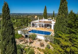 Detached 3 bedroom, one level home with pool, gardens and magnificent views . Near Moncarapacho Detached 3 bedroom, one level home with pool, gardens and magnificent views . Near Moncarapacho