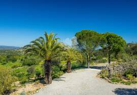 Detached 3 bedroom, one level home with pool, gardens and magnificent views . Near Moncarapacho Detached 3 bedroom, one level home with pool, gardens and magnificent views . Near Moncarapacho