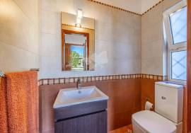 Detached 3 bedroom, one level home with pool, gardens and magnificent views . Near Moncarapacho Detached 3 bedroom, one level home with pool, gardens and magnificent views . Near Moncarapacho