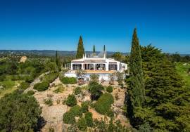 Detached 3 bedroom, one level home with pool, gardens and magnificent views . Near Moncarapacho Detached 3 bedroom, one level home with pool, gardens and magnificent views . Near Moncarapacho