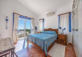 Detached 3 bedroom, one level home with pool, gardens and magnificent views . Near Moncarapacho Detached 3 bedroom, one level home with pool, gardens and magnificent views . Near Moncarapacho