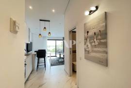 Renovated 0+1 bedroom apartment inserted in a gated community in Quinta do Lago