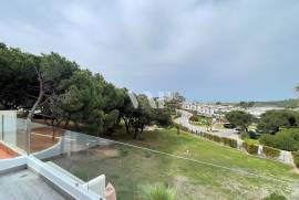 Renovated 0+1 bedroom apartment inserted in a gated community in Quinta do Lago