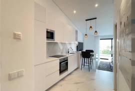 Renovated 0+1 bedroom apartment inserted in a gated community in Quinta do Lago