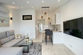 Renovated 0+1 bedroom apartment inserted in a gated community in Quinta do Lago