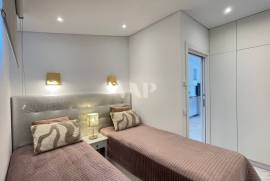 Renovated 0+1 bedroom apartment inserted in a gated community in Quinta do Lago