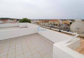 2 bedroom apartment with garage in central area of Tunis