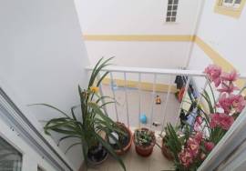 2 bedroom apartment with garage in central area of Tunis