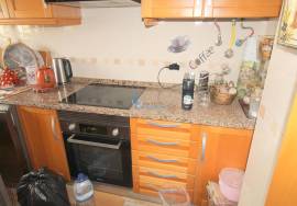 2 bedroom apartment with garage in central area of Tunis