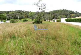 Plot of land for construction in central area of Arão- Mexilhoeira Grande