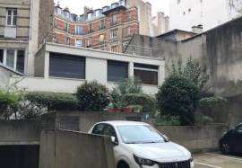 Luxury 1 Bed Apartment For Sale In Paris