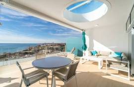 Luxury 3 Bed Apartment For Sale in El Higueron Resort Fuengirola