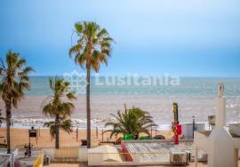 2 Bedroom Apartment Quarteira Sea Front