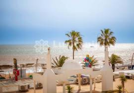 2 Bedroom Apartment Quarteira Sea Front