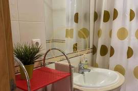 Excellent 2 Bedroom Apartment in Quinta da Gomeira in Cabanas de Tavira – with Outdoor Pool and Garden in condominium
