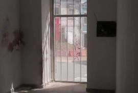 House to Refurbish in the Heart of the City.