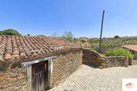 Maxiais Two Schist Houses