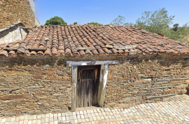 Maxiais Two Schist Houses