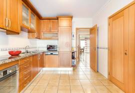 Sea View Villa in Nazaré – A Tranquil Refuge