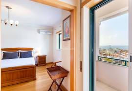 Sea View Villa in Nazaré – A Tranquil Refuge