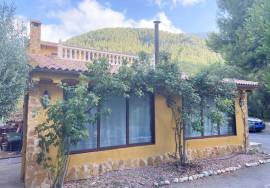 FOR RENT from 15 June 2025 to 15 May 2026 FINCA in CASTALLA (Alicante).