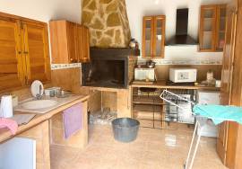 FOR RENT from 15 June 2025 to 15 May 2026 FINCA in CASTALLA (Alicante).