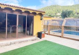FOR RENT from 15 June 2025 to 15 May 2026 FINCA in CASTALLA (Alicante).