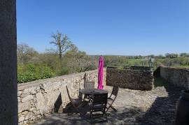 For Sale 3 Renovated Houses with 2 barns, 1km from Magnac Laval 87