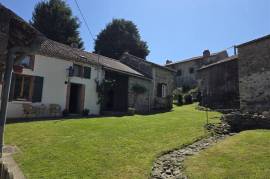 For Sale 3 Renovated Houses with 2 barns, 1km from Magnac Laval 87