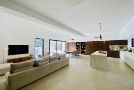Magnificent Villa, Swimming Pools, Outbuilding and Panoramic View