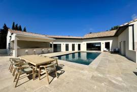 Magnificent Villa, Swimming Pools, Outbuilding and Panoramic View