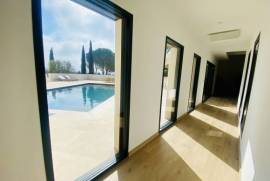 Magnificent Villa, Swimming Pools, Outbuilding and Panoramic View