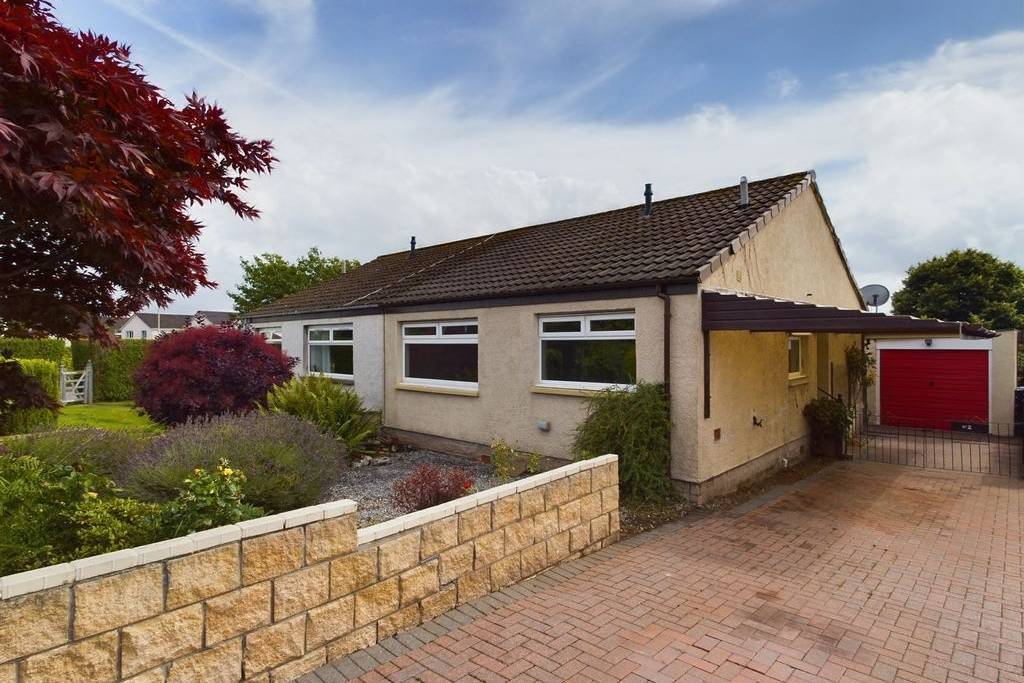 2 bedroom, Semi-detached bungalow for sale
