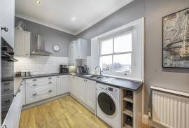 4 bedroom, Apartment for sale