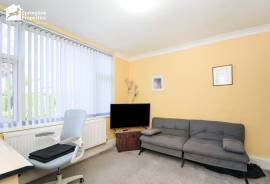 2 bedroom, Detached bungalow for sale