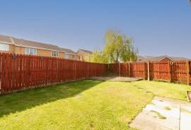 3 bedroom, Detached house for sale